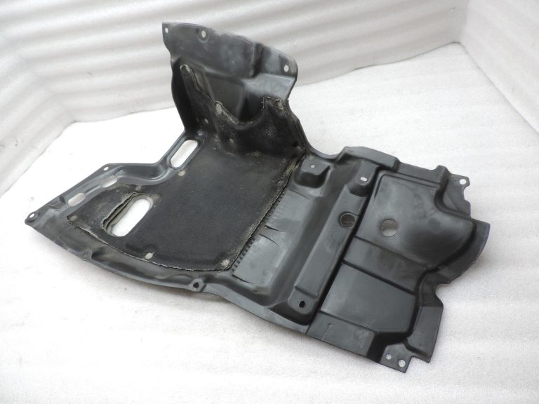 Oriģinālā 2004-2009 Toyota Corolla Verso AR10 apakšējā virsbūves aizsardzība priekšējā kreisā