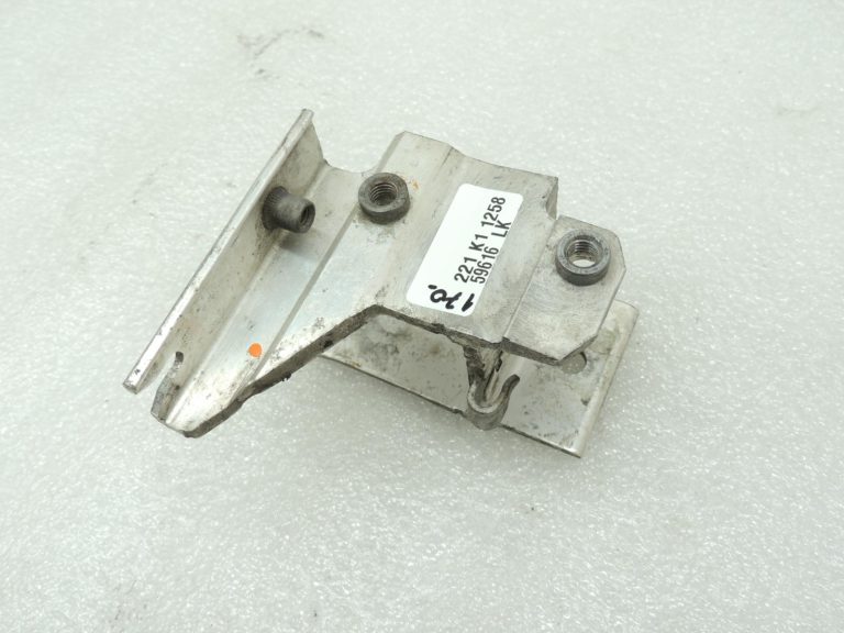 Oriģinālā BMW F20 F21 F22 F22 F30 F31 F34 Priekšējā tilta balsta stiprinājums, kreisais 51647245795