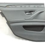 Oriģinālā BMW 5. sērijas F10 F11 aizmugurējā kreisā durvju paneļa durvju apdare BLACK LCSW 7273279