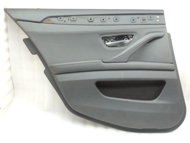 Oriģinālā BMW 5. sērijas F10 F11 aizmugurējā kreisā durvju paneļa durvju apdare BLACK LCSW 7273279