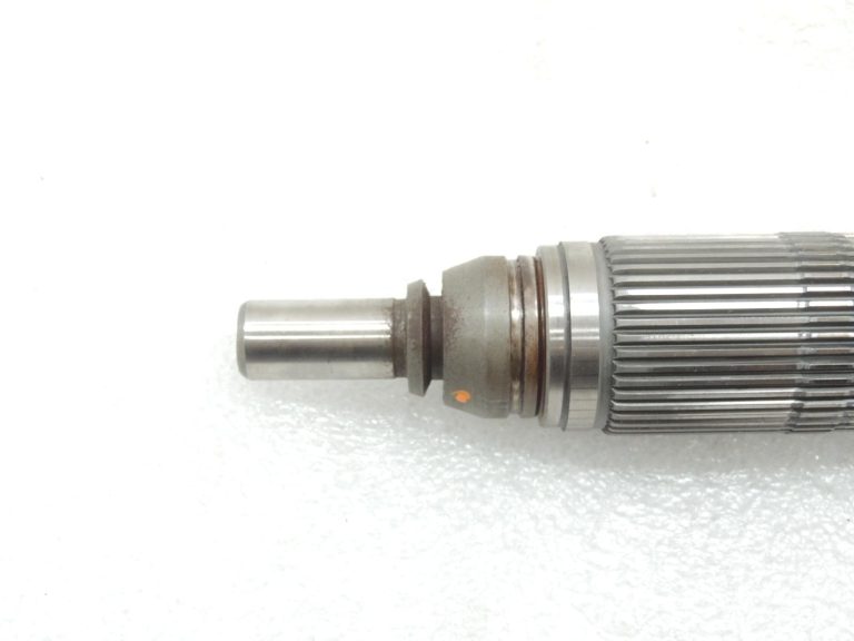 Oriģinālās BMW X3 E83 ATC400 pārnesumkārbas galvenās vārpstas 27107526278, 7526278