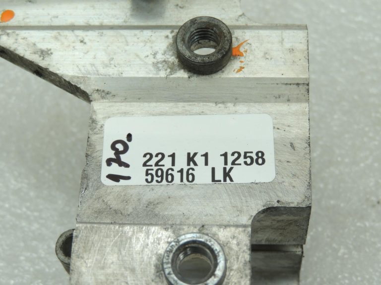 Oriģinālā BMW F20 F21 F22 F22 F30 F31 F34 Priekšējā tilta balsta stiprinājums, kreisais 51647245795