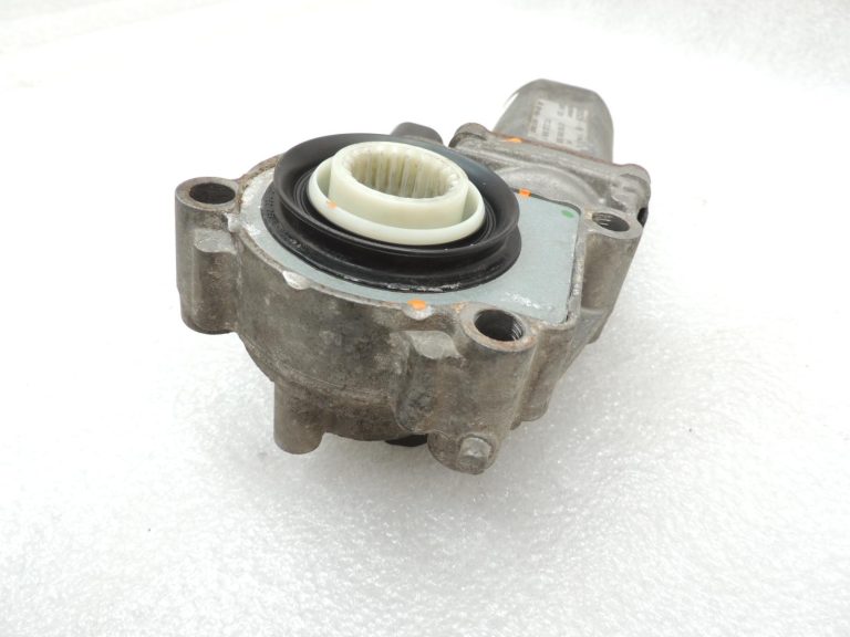 Range Rover L320 Pārnesumkārbas piedziņa 0130008508 IGH500040