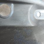 Oriģinālā 2004-2009 Toyota Corolla Verso AR10 apakšējā virsbūves aizsardzība priekšējā kreisā