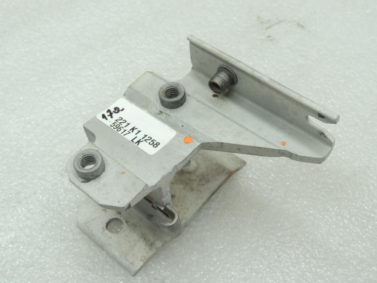 Oriģinālā BMW F20 F21 F22 F22 F30 F31 F34 Priekšējā tilta balsta stiprinājums, labais 51647245796