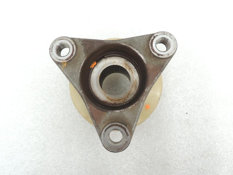 BMW X3 E83 Pārnesumkārbas piedziņas atloku aizmugurējais LK=96mm 27107537662