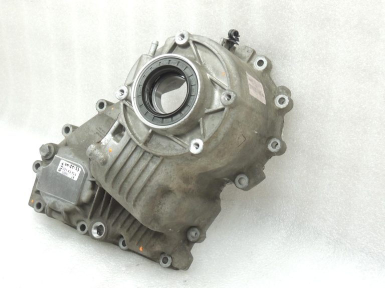 BMW X3 E83 ATC400 pārnesumkārbas vāciņš aizmugurējais 7526278