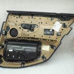 Oriģinālā BMW 5. sērijas F10 F11 aizmugurējā kreisā durvju paneļa durvju apdare BLACK LCSW 7273279