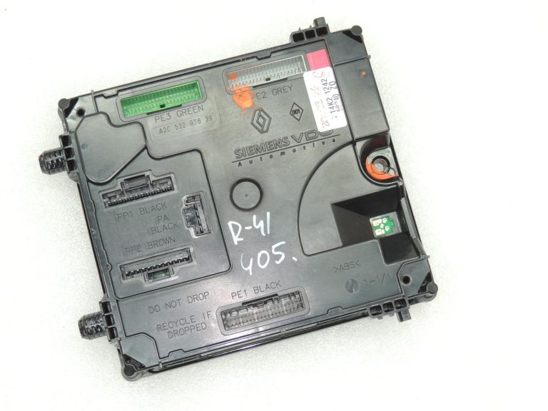 Renault Laguna III BCM vadības bloks UCH drošinātāju kārba 284B14540R 284B10044R