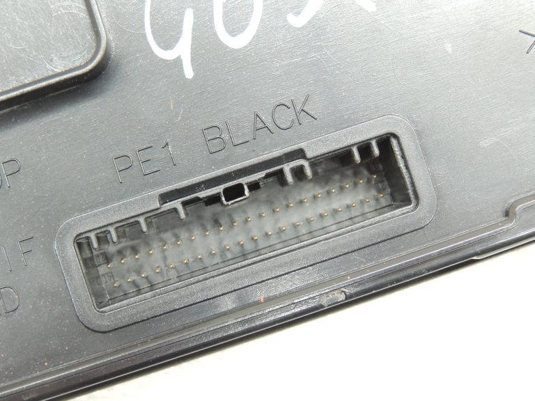 Renault Laguna III BCM vadības bloks UCH drošinātāju kārba 284B14540R 284B10044R