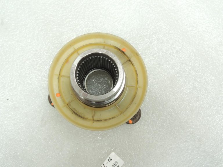 BMW X3 E83 Pārnesumkārbas piedziņas atloku aizmugurējais LK=96mm 27107537662