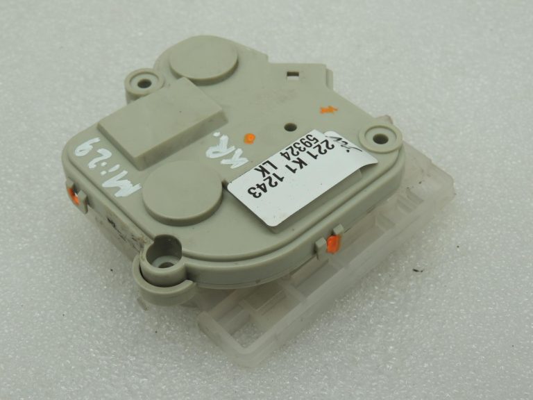 Mitsubishi Pajero V78W Ārējā spoguļa servomotors kreisais