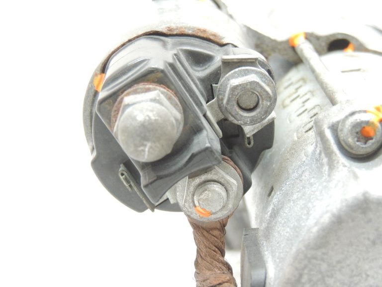 OEM BMW F20 F21 F21 F22 F22 F30 F31 F34 Diesel B47 Starteris Starteris 12418570846