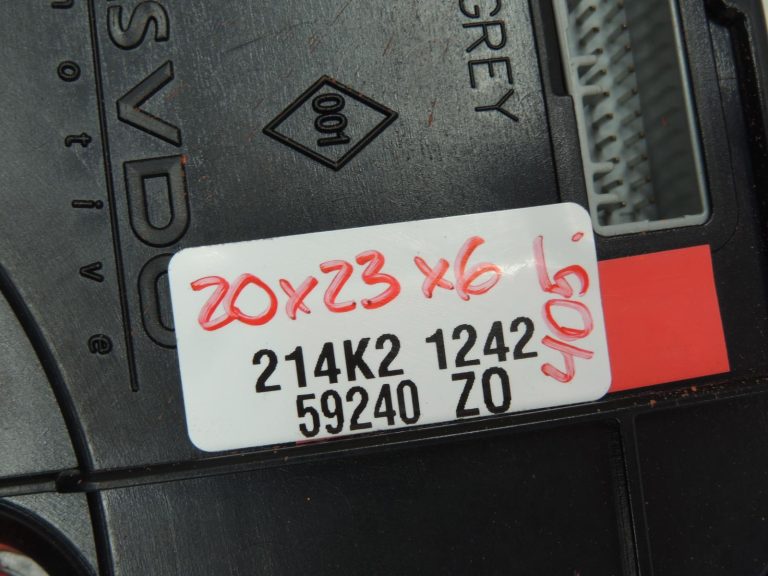 Renault Laguna III BCM vadības bloks UCH drošinātāju kārba 284B14540R 284B10044R