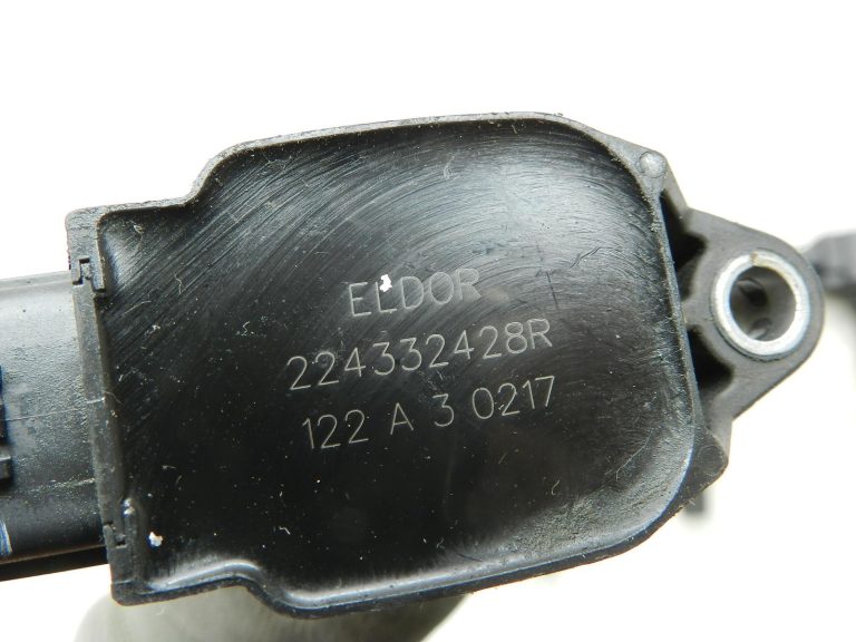 Nissan Qashqai oriģinālais aizdedzes spoles aizdedzes sveču savienotāju komplekts