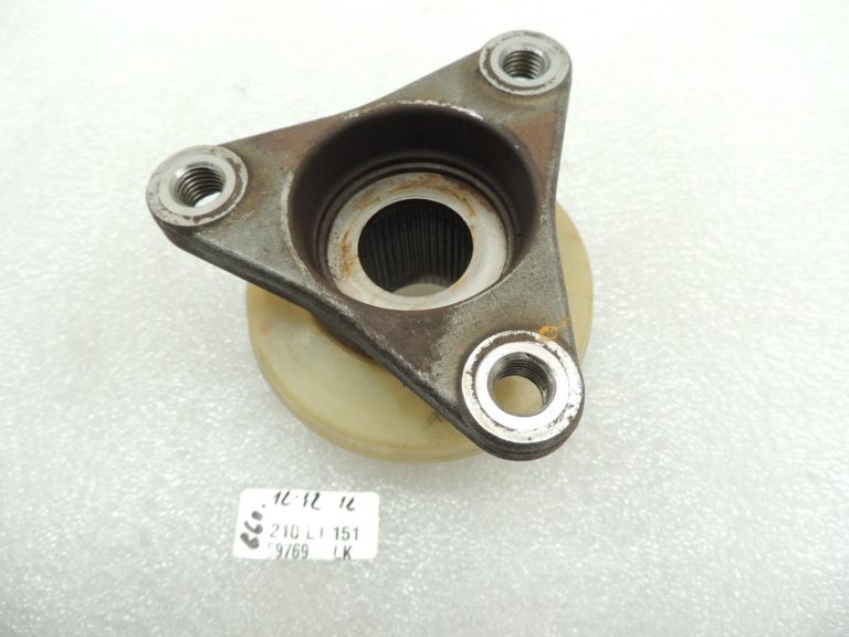 BMW X3 E83 Pārnesumkārbas piedziņas atloku aizmugurējais LK=96mm 27107537662