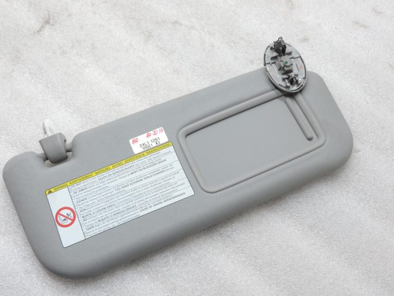 Oriģinālais 2005-2011 Toyota Yaris P9 saules aizsarglīdzeklis labajā pusē