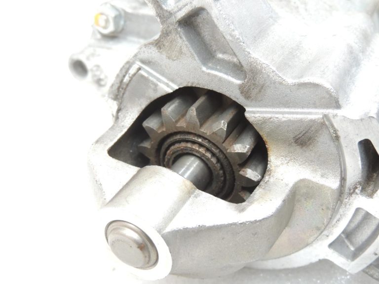 OEM BMW F20 F21 F21 F22 F22 F30 F31 F34 Diesel B47 Starteris Starteris 12418570846