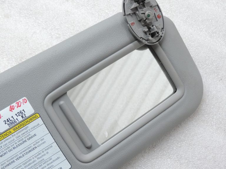Oriģinālais 2005-2011 Toyota Yaris P9 saules aizsarglīdzeklis labajā pusē