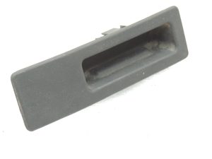 OE BMW F22 F22 F23 F45 F30 F31 Кнопка ручки задней двери 51247368752