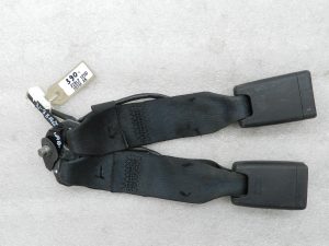 Nissan X-Trail T31 oriģinālā aizmugurējās drošības jostas sprādzes siksna 88842JG000