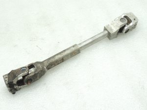 Oriģinālā BMW F20 F20 F21 F22 F22 F30 F31 Stūres vārpstas universālā locītava 32306791295 DEFEKTĪVA
