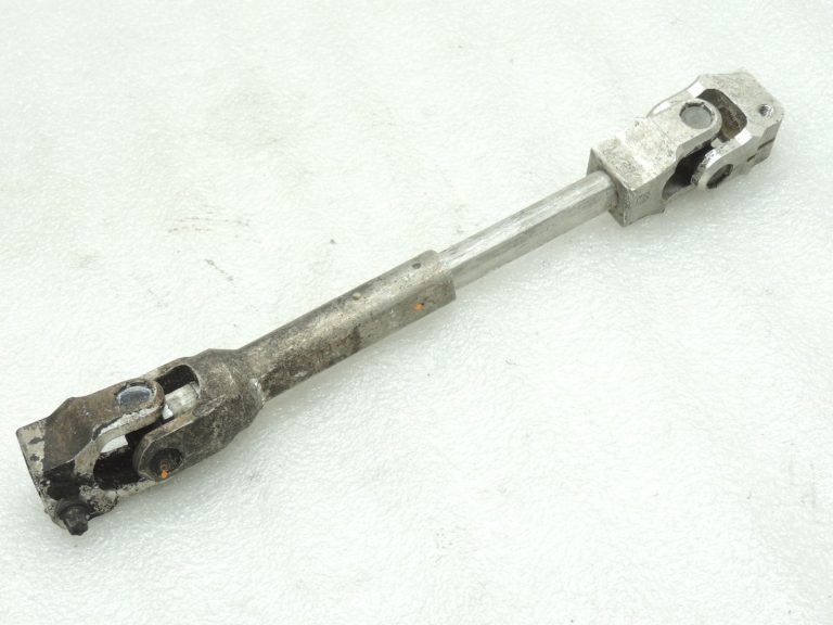 Oriģinālā BMW F20 F20 F21 F22 F22 F30 F31 Stūres vārpstas universālā locītava 32306791295 DEFEKTĪVA