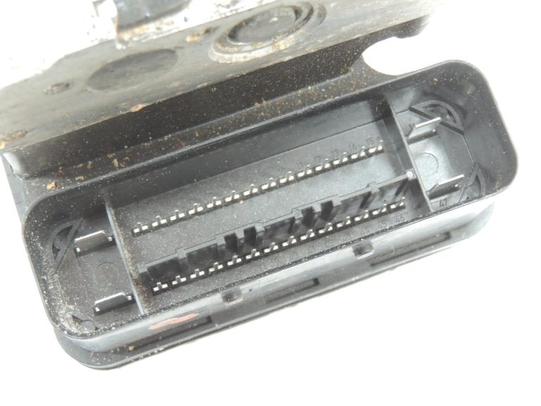 Opel Antara Chevrolet Captiva hidrauliskais bloks EBCM-VSES vadības bloks 000401812C5