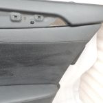 Oriģinālā BMW 5. sērijas F10 F11 aizmugurējā labā durvju paneļa durvju apdare BLACK LCSW 7273280
