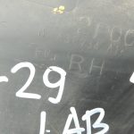 Mitsubishi Pajero V7 V6 slieksnis labajā pusē MR438734