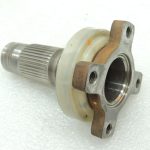 Oriģinālā BMW X3 E83 pārnesumkārbas pārnesumkārbas piedziņas atloku priekšējais 27107537664
