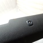 Oriģinālā BMW 5. sērijas F10 F11 aizmugurējā labā durvju paneļa durvju apdare BLACK LCSW 7273280