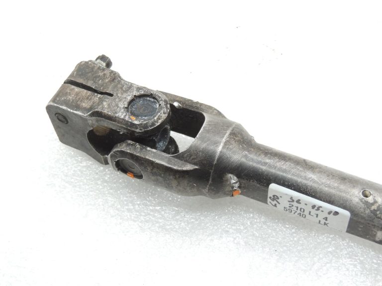 Oriģinālā BMW F20 F20 F21 F22 F22 F30 F31 Stūres vārpstas universālā locītava 32306791295 DEFEKTĪVA