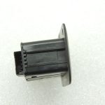 Oriģinālais BMW G20 G30 G28 G11 aizmugurējo durvju aizvēršanas slēdzis 61319275121