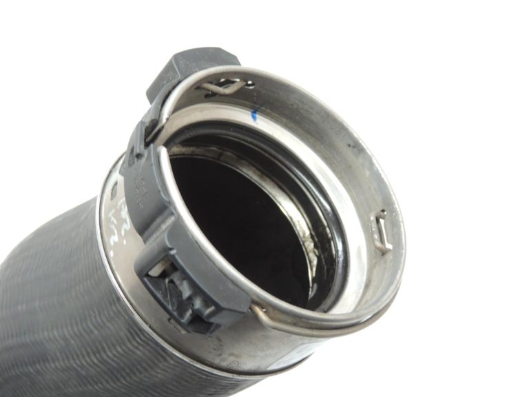 Oriģinālā BMW F20 F20 F21 F22 F22 F30 F31 F34 dīzeļdegvielas B47 uzpildes gaisa šļūtene pa kreisi 11618513851