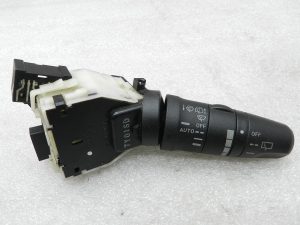 Nissan X-trail T31 oriģinālais Stikla tīrītāju slēdzis 25260JG44A