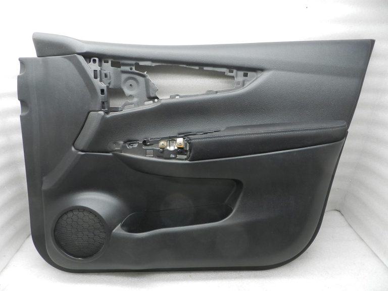 Nissan Qashqai J11 Original Durvju iekšējā abdare Priekšā labā puse 809004EA2A