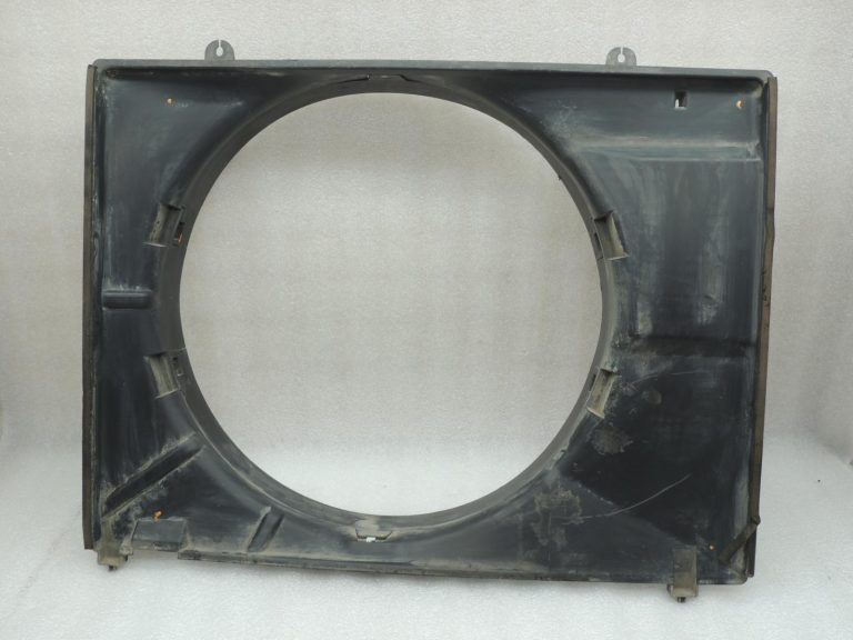 Mitsubishi Pajero V7 V6 3.2 DI-D Radiatora ventilatora difuzors MR404894 MR497044