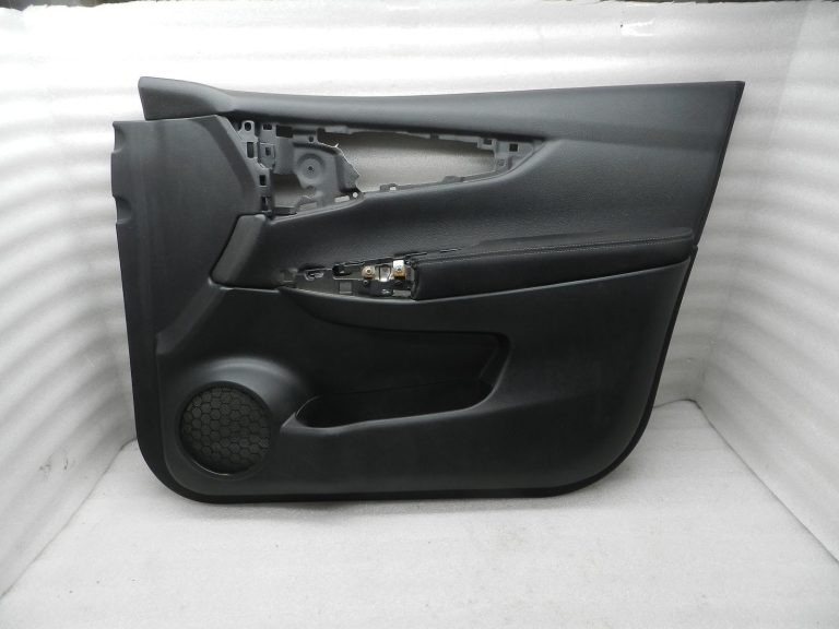 Nissan Qashqai J11 Original Durvju iekšējā abdare Priekšā labā puse 809004EA2A