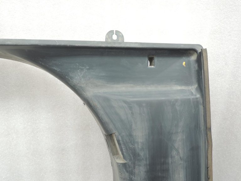 Mitsubishi Pajero V7 V6 3.2 DI-D Radiatora ventilatora difuzors MR404894 MR497044