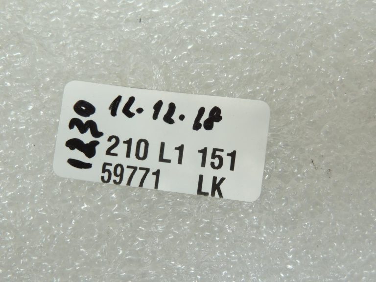 Oriģinālā BMW X3 E83 pārnesumkārbas pārnesumkārbas piedziņas atloku priekšējais 27107537664