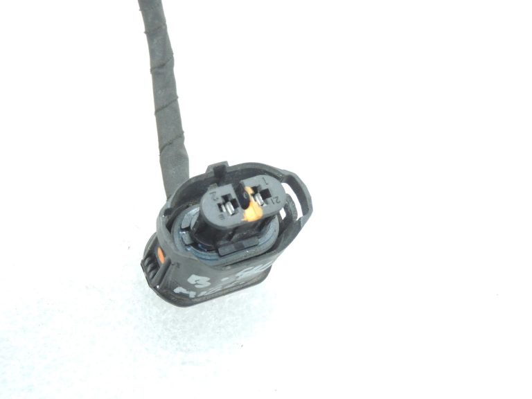 Oriģinālā BMW F20 F21 F21 F22 F22 F30 F31 F34 miglas luktura H8 spuldze Steker Repartur