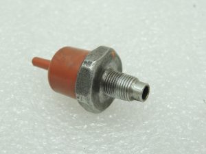 Mitsubishi Pajero V7 V6 3.2 DI-D 4M41 Ieplūdes kolektors Paaugstināta spiediena filtrs MD176361