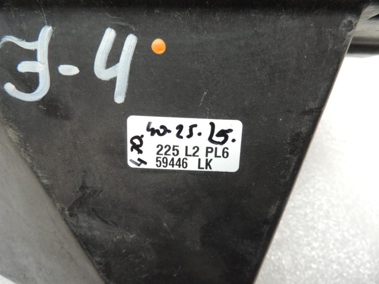 Mitsubishi Pajero V64W V68W V74W V78W Otrā akumulatora Kaste MR402454