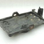 Mitsubishi Pajero V64W V68W V78W Akumulatora pozīcija priekšpusē MR440936