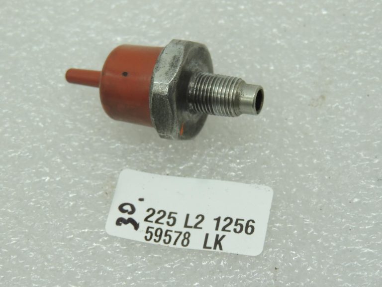 Mitsubishi Pajero V7 V6 3.2 DI-D 4M41 Ieplūdes kolektors Paaugstināta spiediena filtrs MD176361