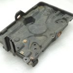 Mitsubishi Pajero V64W V68W V78W Akumulatora pozīcija priekšpusē MR440936