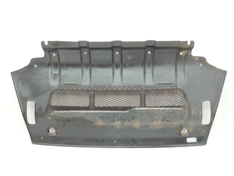 Mitsubishi Pajero V7 V6 Priekšējā apakšējā aizsargplāksne MR437661