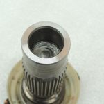 Oriģinālā BMW X3 E83 pārnesumkārbas pārnesumkārbas piedziņas atloku priekšējais 27107537664