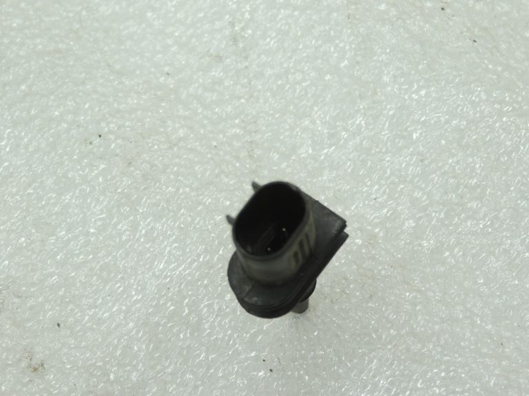 Oriģinālais BMW ārējās temperatūras sensors ar kontaktdakšu 65816936953
